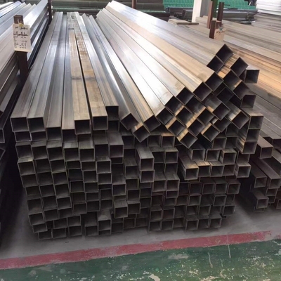 ASMT 201 Superficie laminata a freddo Decorazione senza saldatura Tubi in acciaio inossidabile Spessore 2,7 mm DN 25 Decorazione di scala in acciaio inossidabile