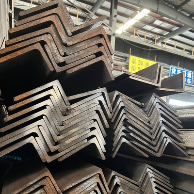 50x6mm Bar angolare di acciaio leggero inossidabile laminato a caldo GB Q235B Trave angolare in acciaio al carbonio
