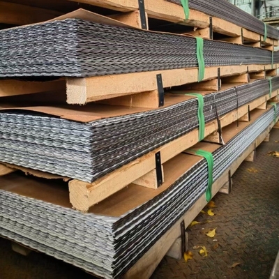 ASTM 316 lamiere in acciaio inossidabile in rilievo anti scivolamento 1400 * 6000mm Dimensione 0,65mm 0,75mm Spessore 2B Toilet Building